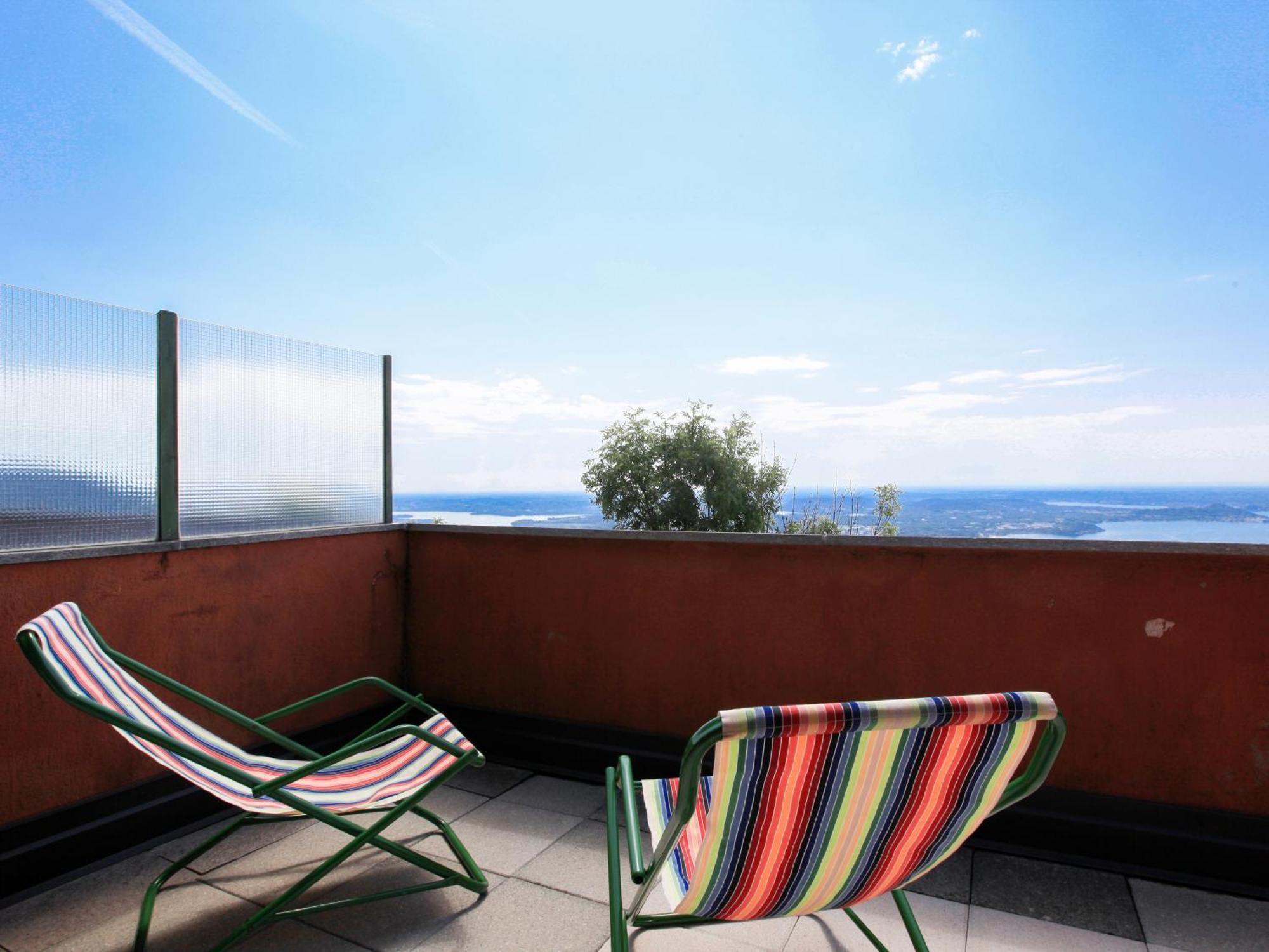 Hotel Funivia Laveno-Mombello Rom bilde
