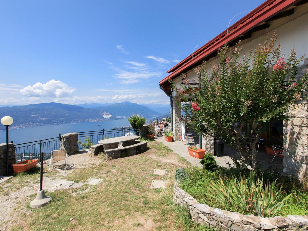 Hotel Funivia Laveno-Mombello Eksteriør bilde