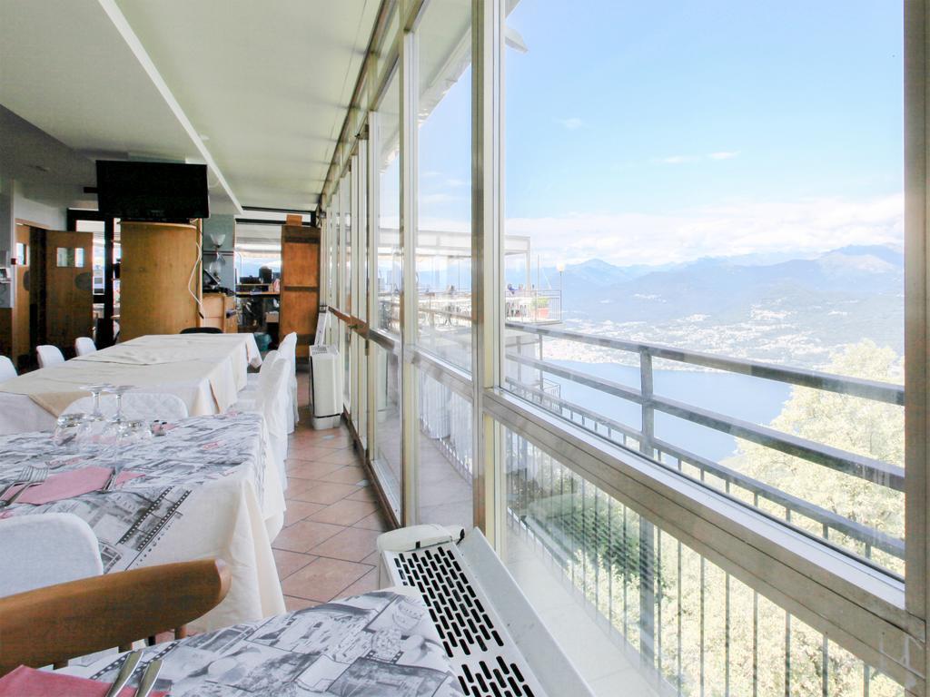 Hotel Funivia Laveno-Mombello Eksteriør bilde